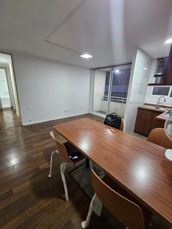 Imagen 3 de 16 de Lindo Y Comodo Depto En Arriendo / Centro De Stgo $ 450