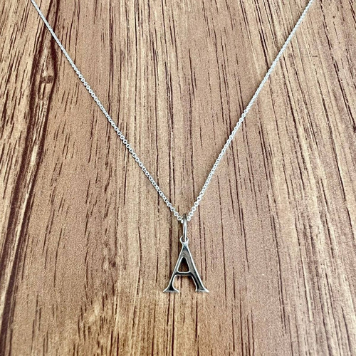 Imagen 4 de 10 de Collar Dije Letras Iniciales Plata 925 De 45 Cm Mujer Agálea