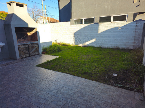 Ph Tres Ambientes En Alquiler Castelar Norte