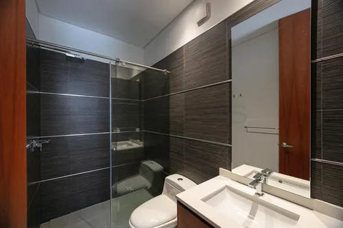 Apartamento En Arriendo En El Chico. Cod A2775