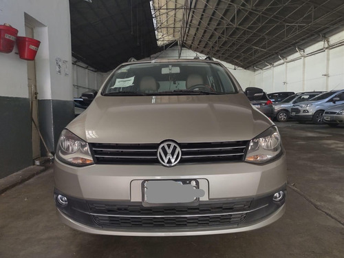Volkswagen Suran 1.6 Trendline 11b 2012