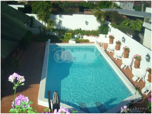 Imagen 7 de 28 de Oportunidad En Playa Mansa, Casa De 5 Dorm Y Pisicina.