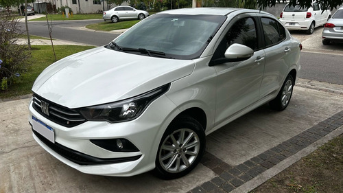 Fiat Cronos 1.3 Drive Cvt