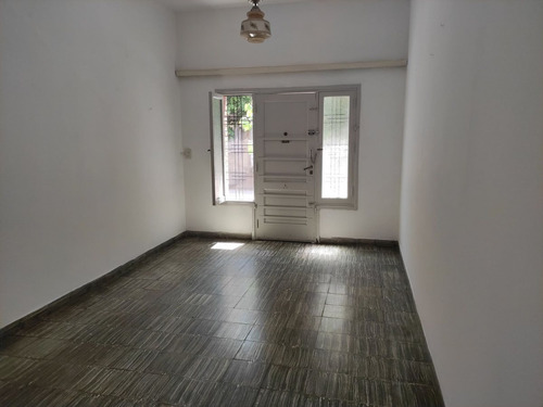 Venta Casa Multifamiliar Pablo Podesta Oportunidad