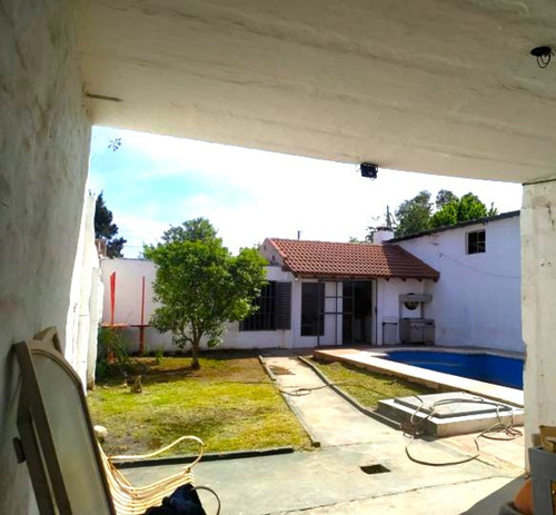 Casa C/ Quincho,pileta Y Depto En Villa Libertador
