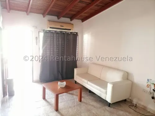 Rosa Rodríguez Vende Casa En La Piedad Norte, Cabudare 25-15521