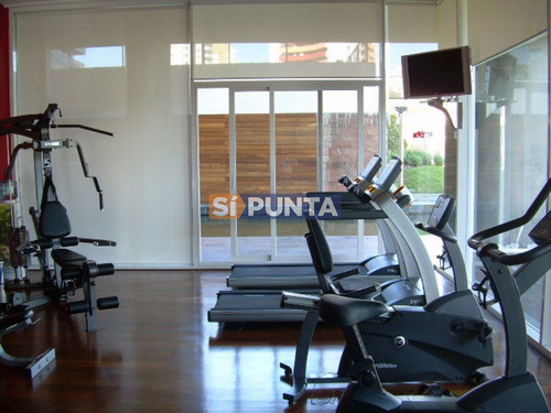 Imagen 23 de 30 de Apartamento En Alquiler Anual
