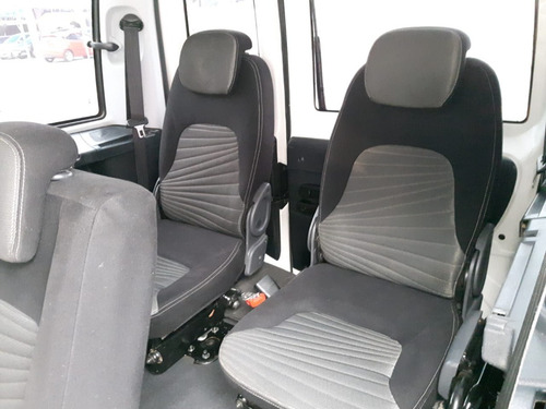 Doblo Essence 1.8 Flex 7l