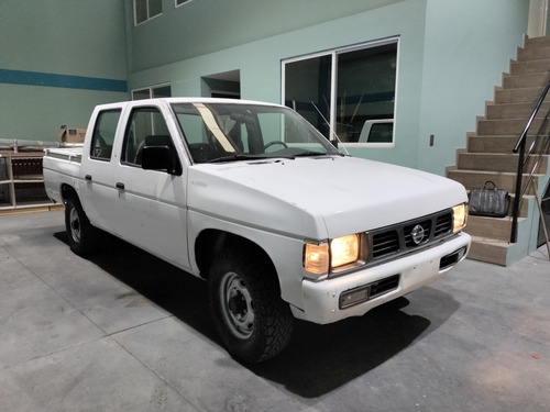 Nissan Pick-up Doble Cabina