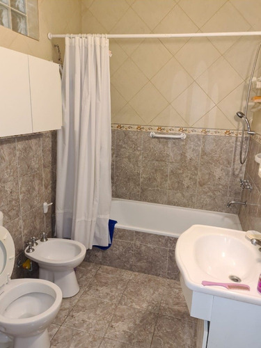 Imagen 6 de 15 de Chalet 3 Amb Con Dependencia Reciclado. La Perla