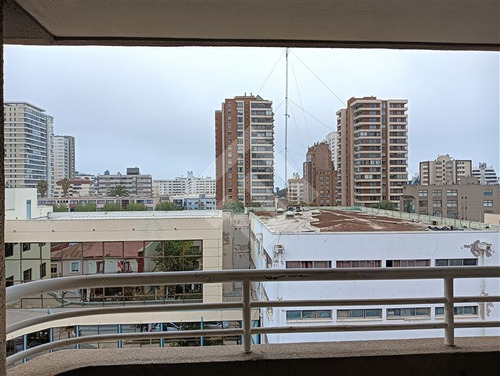 Departamento En Venta De 3 Dorm. En Viña Del Mar