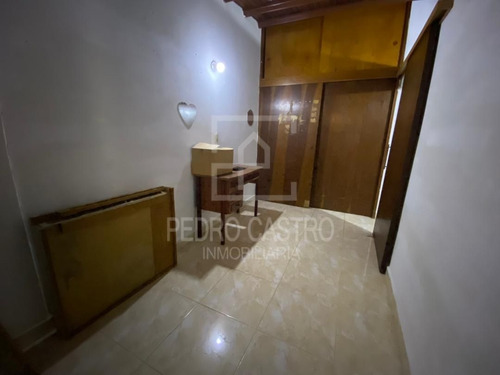 Imagen 17 de 21 de Pedro Castro Inmobiliaria Vende Casa En Urbanización Los Mangos Puerto Ordaz #inversion #oportunidad #somosinmobiliaria #compraventa #casas #townhouse