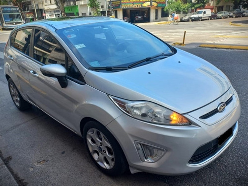 Ford Fiesta Titanium 5p Full Gnc Impecable Permuto/financio