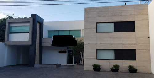 Cubiculo En Renta, Del Valle, San Pedro Garza Garcia, Nuevo Leon. En Zonacentrito Valle