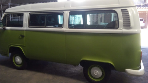 Imagem 3 de 7 de Kombi Passageiro 1999