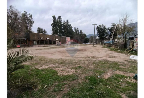Venta De Gran Sitio En Sector Residencial