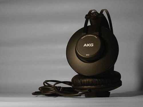 Auriculares AKG K52 matte black