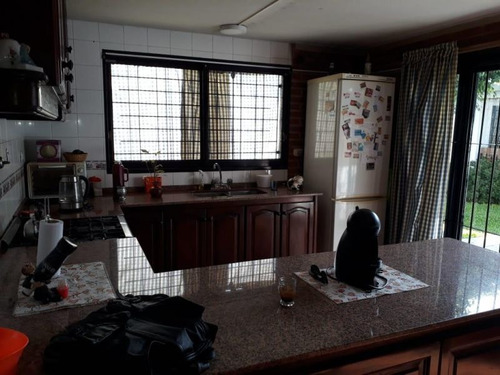 Casa En Venta En Ramos Mejía