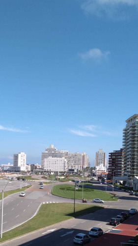 Imagen 3 de 14 de Apto Al Mar, Par 1 Brava , Dic. Fiestas ,febrero, Marzo