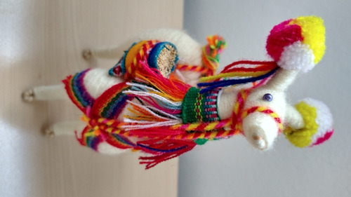 Llama Norteña Alpaca Figura Decorativa Muñeco Souvenir