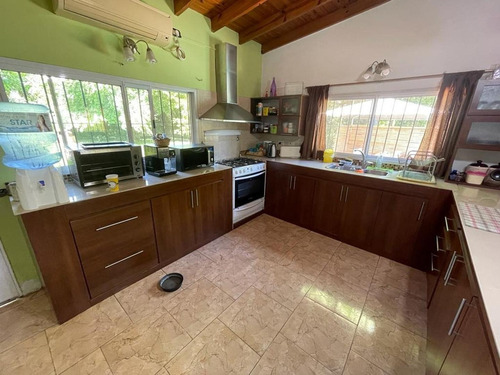 Imagen 18 de 27 de Casa Quinta A La Venta En Del Viso Centro!