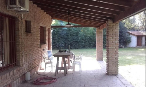 Imagen 8 de 8 de Excelente Chalet Sobre Terreno De 1000m2 A Metros De Ruta 26
