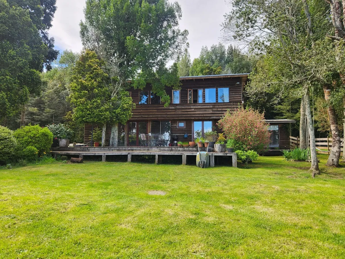 Imagen 1 de 30 de Casa En Venta En Puerto Varas Con Piscina Y Terraza