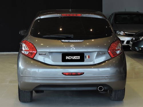 Peugeot 208 Allure 1.5 2013