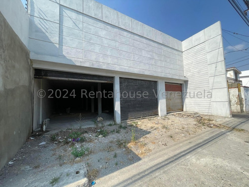 Raiza Suárez Vende Excelente Local Comercial Ubicado En Nueva Segovia 2 4 2 4 3 1 3 Cuenta Con 321 Mts2 En Total De Terreno, Placa De Concreto, 1 Baño