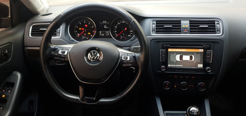 Volkswagen Vento 2.5 Luxury 170cv