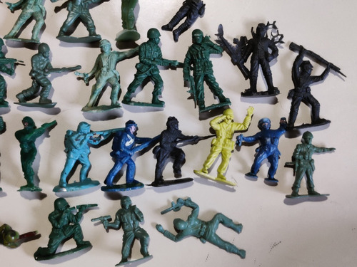 Imagen 4 de 10 de Lote De Soldaditos De Guerra Y Medievales