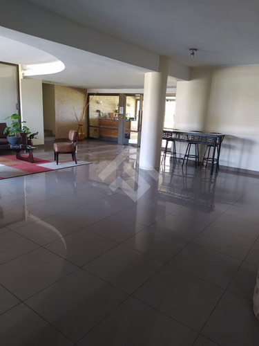 Departamento En Venta De 2d En Viña Poniente San Martin