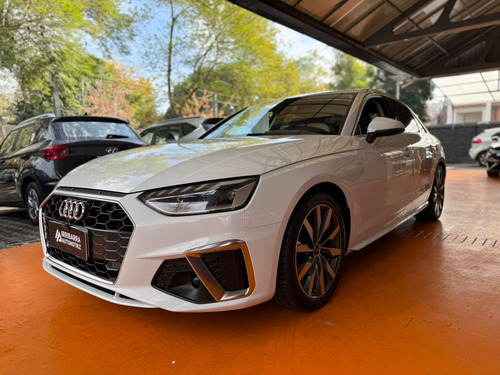 Audi A4 40 TFSI SPORT