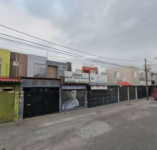 Casa En Venta, Recuperación Bancaria, Col. Mision Del Carrilo, Santiago De Queretaro , Queretaro. Laab2