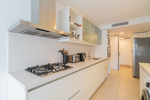 Venta 3 Ambientes Con Dependencia Y Cochera