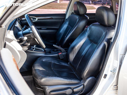 Imagen 11 de 25 de Nissan Sentra 1.8 Exclusive Cvt | Permuta / Financia