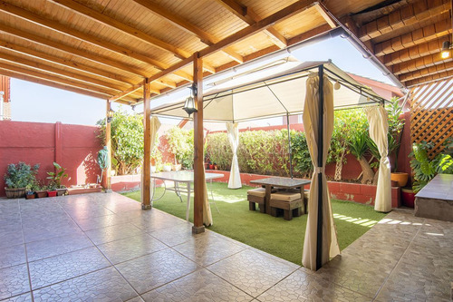 Casa En Venta De 3 Dorm. Santa María Del Peñón, Puente Alto