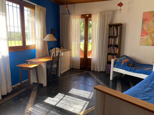 Casa En Venta, Terreno Media Hectárea En Manzanares, La Escondida