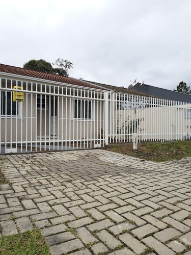 Casa De 3 Quartos Mais Subsolo