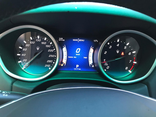 Maserati Ghibli, Rojo Uva, 350cv, 0-100km/h: 5,5