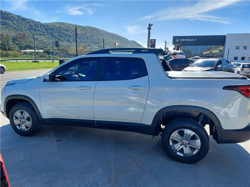Imagem 9 de 13 de Fiat Toro 1.8 16v Evo Flex Freedom At6