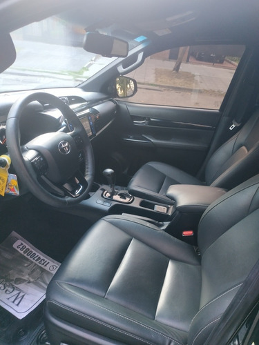 Toyota Hilux 2.8 Cd Srx 177cv 4x4 At 2019