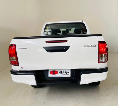 Imagem 5 de 11 de Toyota Hilux 2.8 Narrow 4x4 Cd 16v Diesel 4p Manual