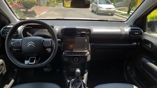 Citroën C4 Cactus 1.6 Shine Turbo Aut
