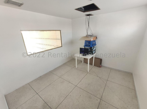 Imagen 6 de 30 de Edificio En Venta En Nueva Segovia Este De Barquisimeto Lara Rent-a-house 0-4-2-4-5-9-3-7-5-4-2