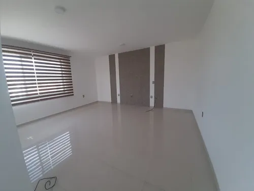 Estrena Residencia De Autor En Cumbres Del Lago, Jardín, 3 Recs, Tina, Cto Serv