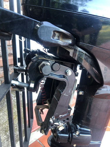 Imagen 4 de 4 de Motor Fuera De Borda Suzuki, 2t, 30hp, Pata Corta