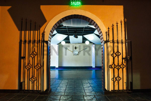 Venta De Propiedad De 1 Hectárea En San Rafael