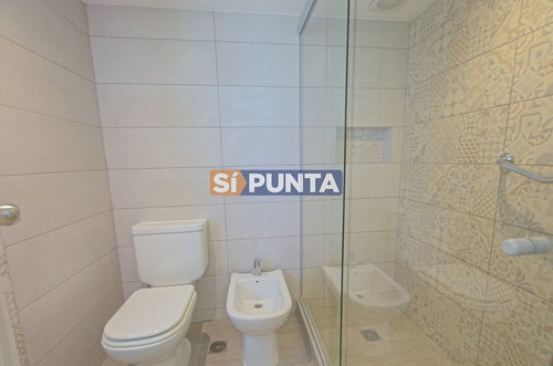 Imagen 25 de 30 de Apartamento En Venta 3 Dormitorios