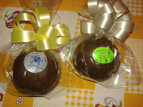 Pelotas De Chocolates Rellena Con Chubi Y Mas